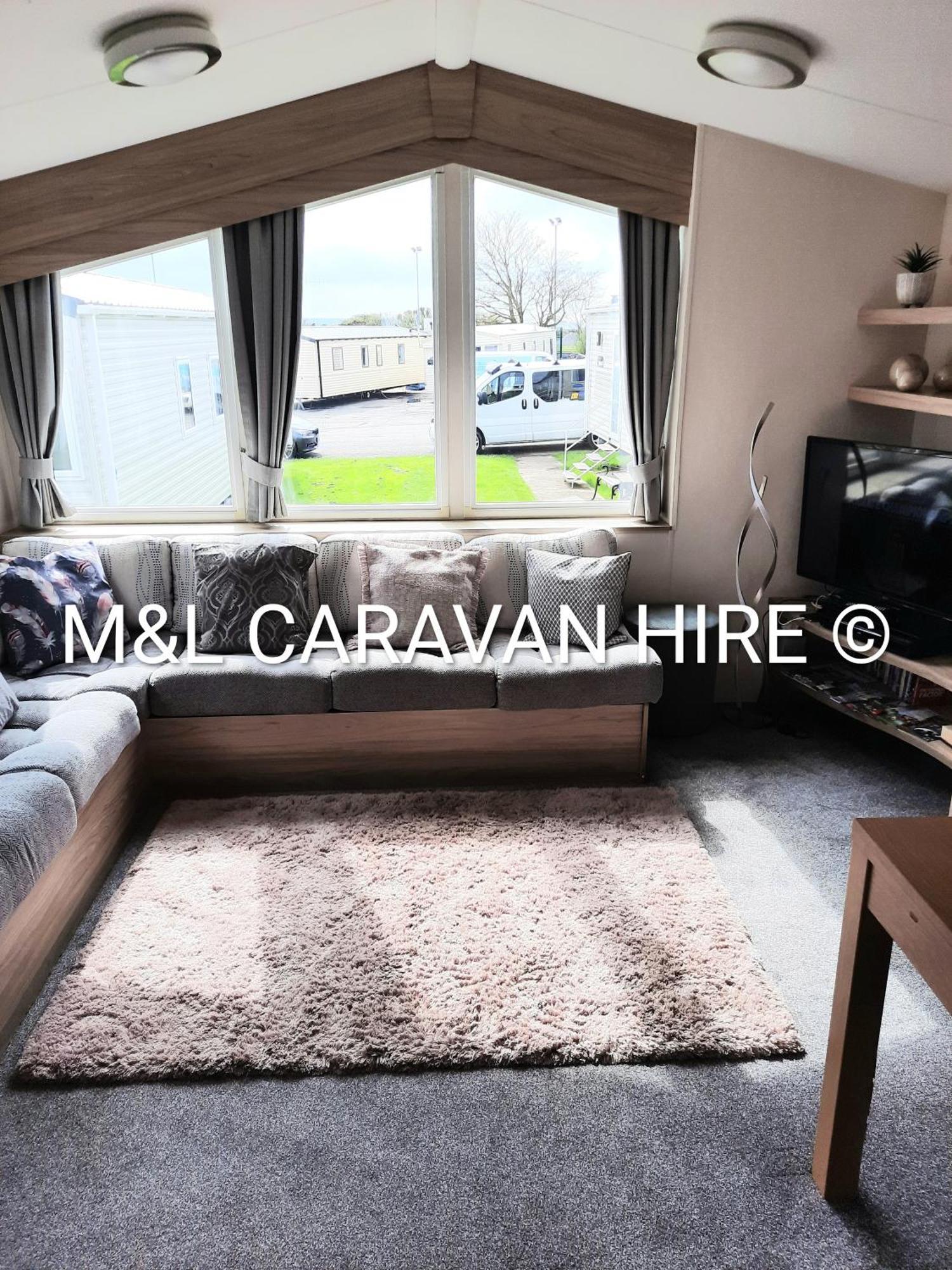 Blue Dolphin Holiday Park Gristhorpe 外观 照片